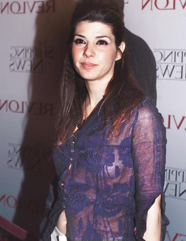 12P Marissa Tomei See-Thru