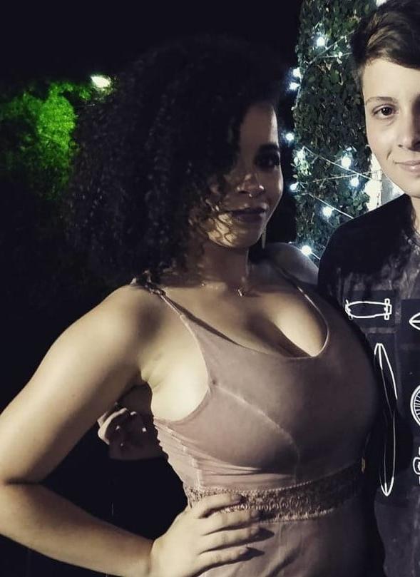 6P Fine n Busty 6