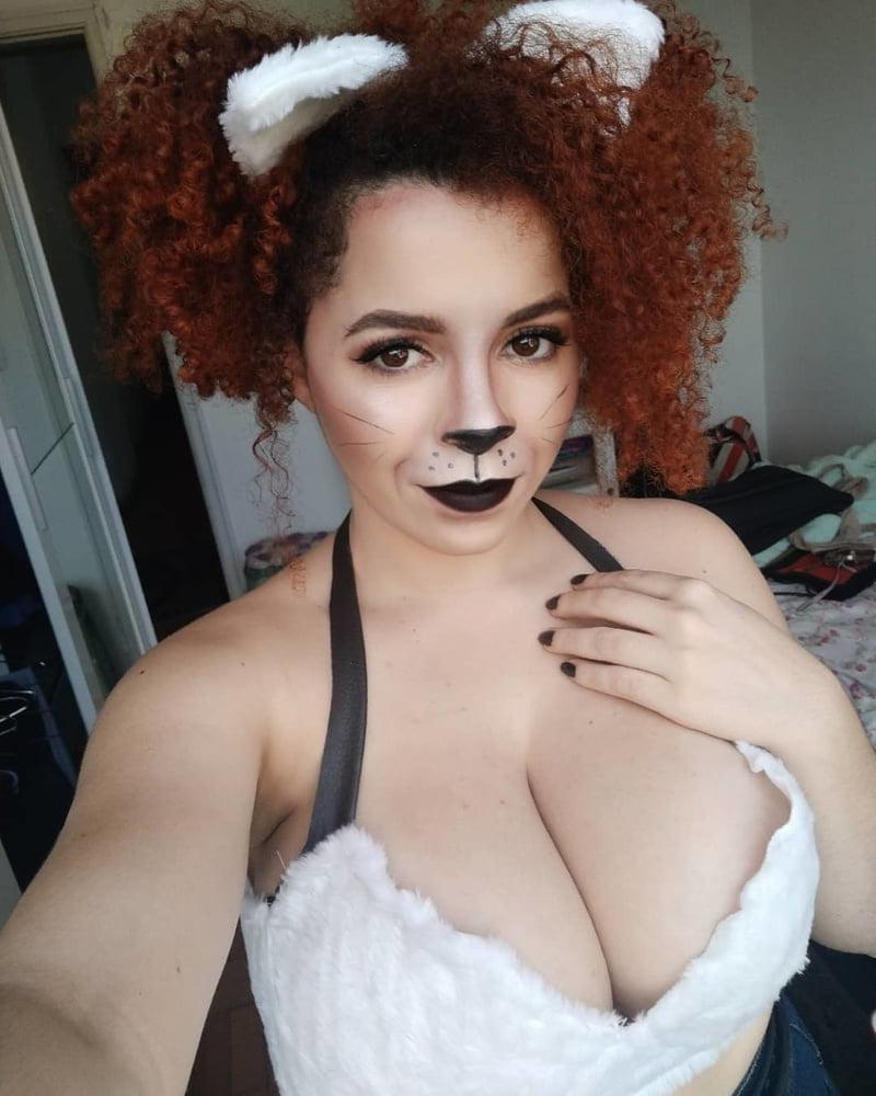 6P Fine n Busty 6