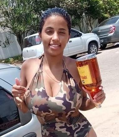 11P Slim n Busty 19