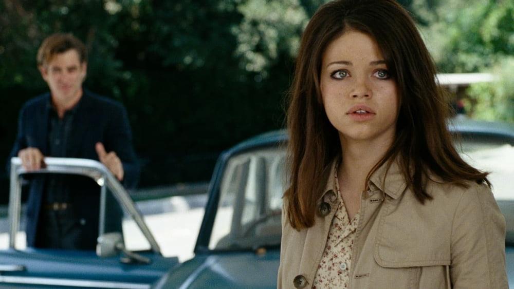 25P India Eisley enigmatic beauty