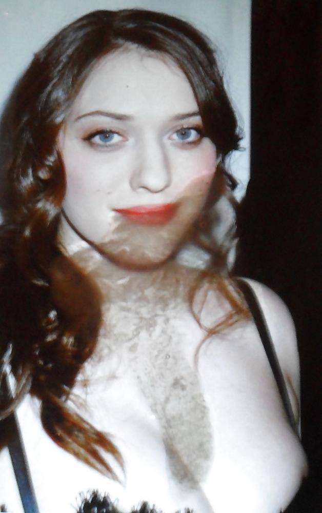 6P Kat Dennings et Eva Green...Oops