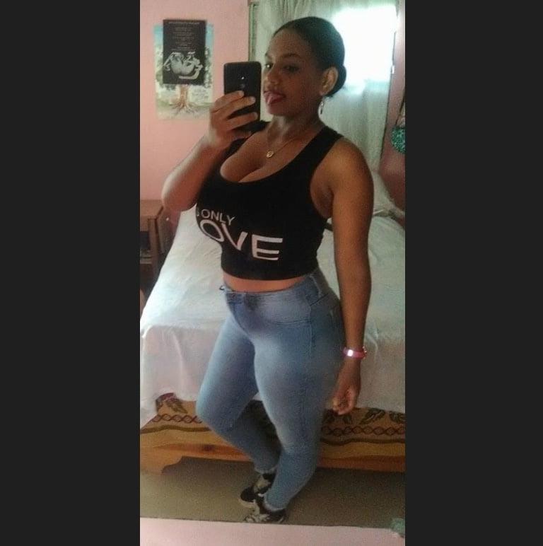 9P Busty Amateur 57