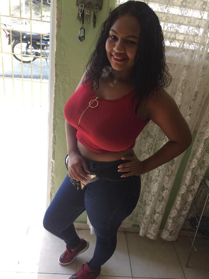 9P Busty Amateur 57