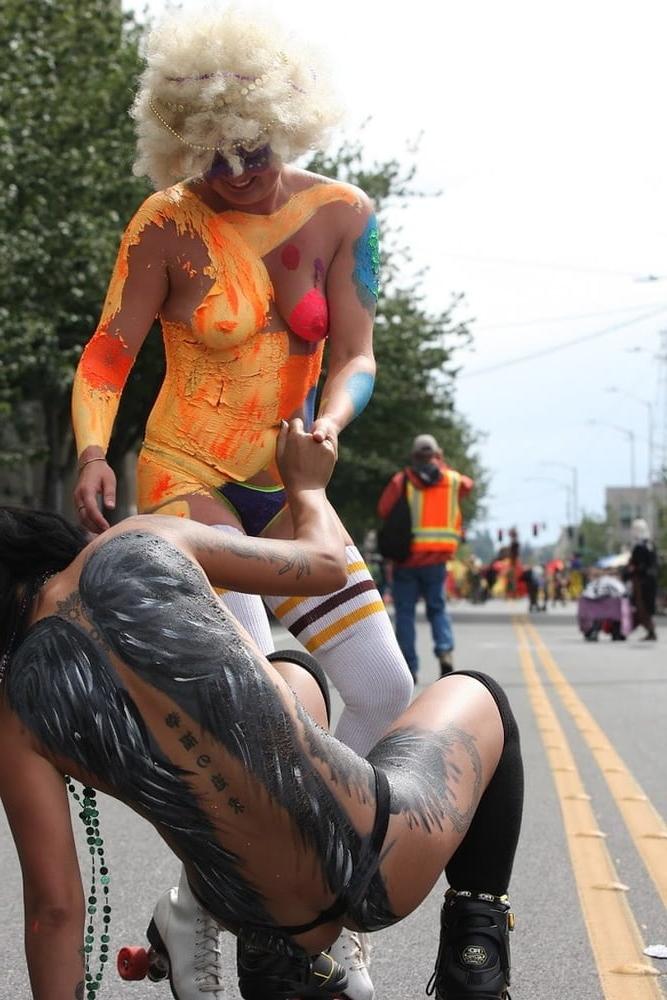 25P honey boobs