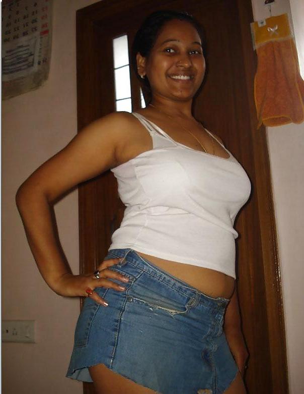 14P Sweet Desi Lady Supriya