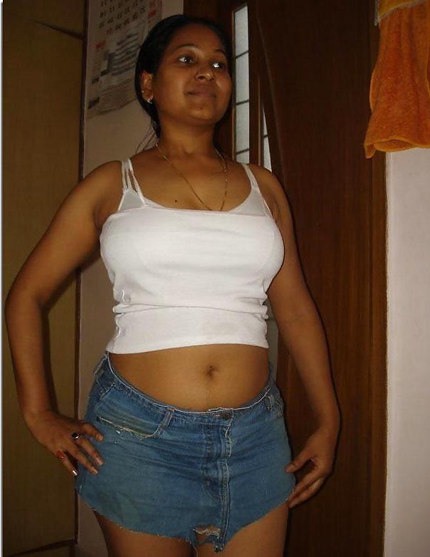 14P Sweet Desi Lady Supriya