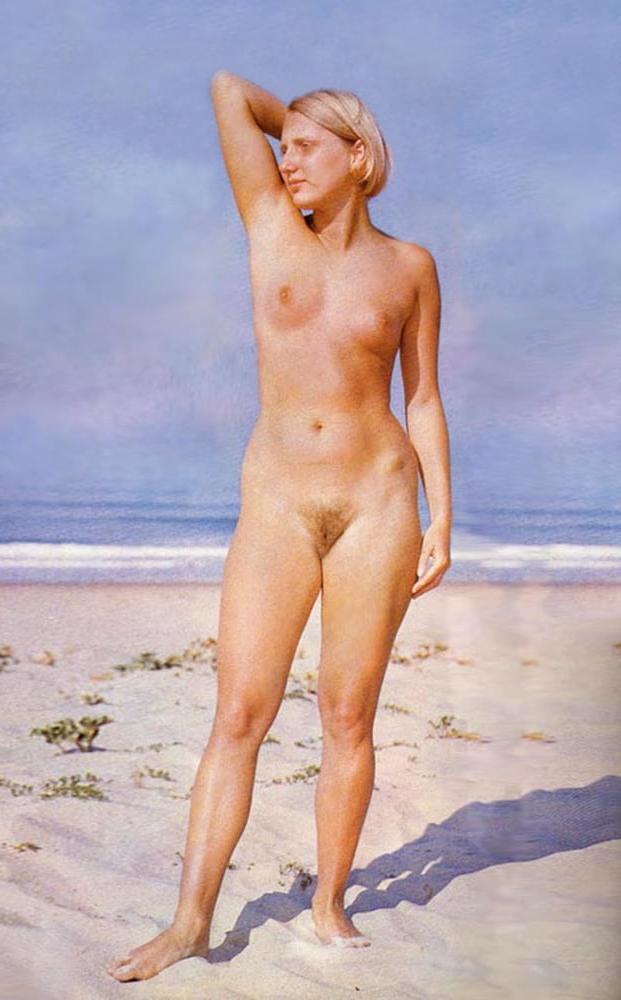 25P Nudist camps, where beauty is appreciated and celebrated!
