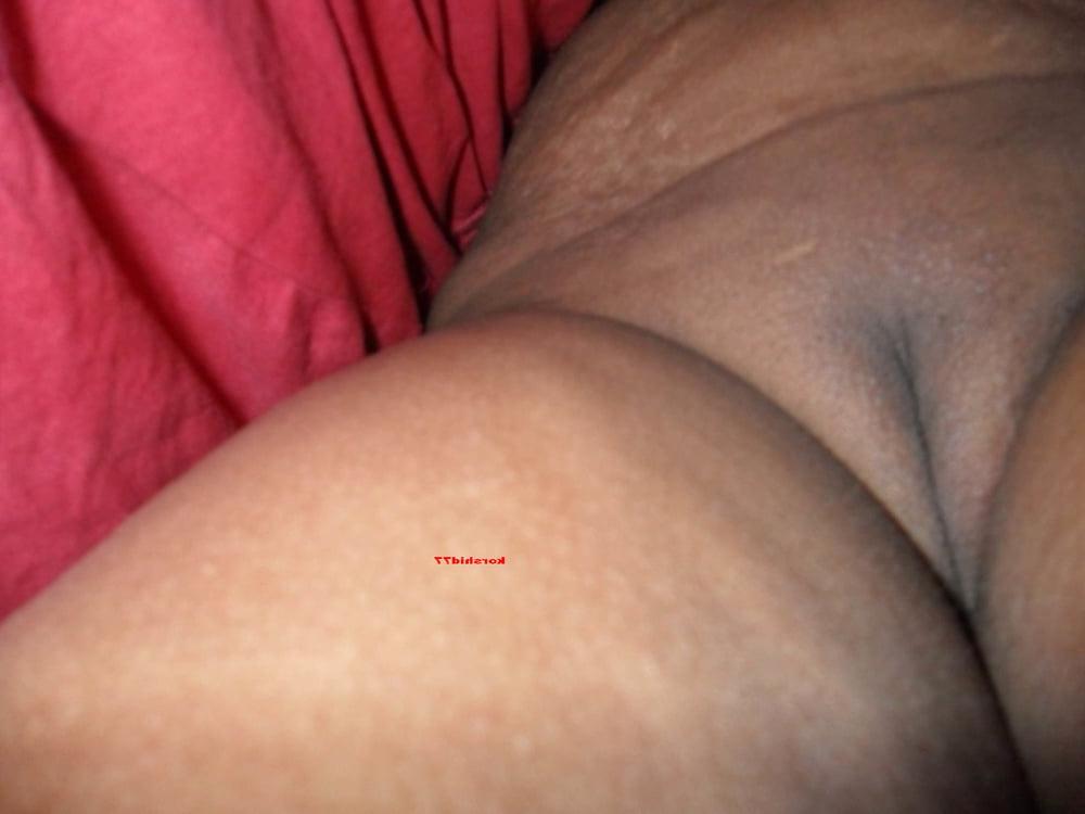 25P Desi MILF pussy by korshid77
