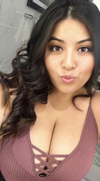 11P Beauty with big boobs