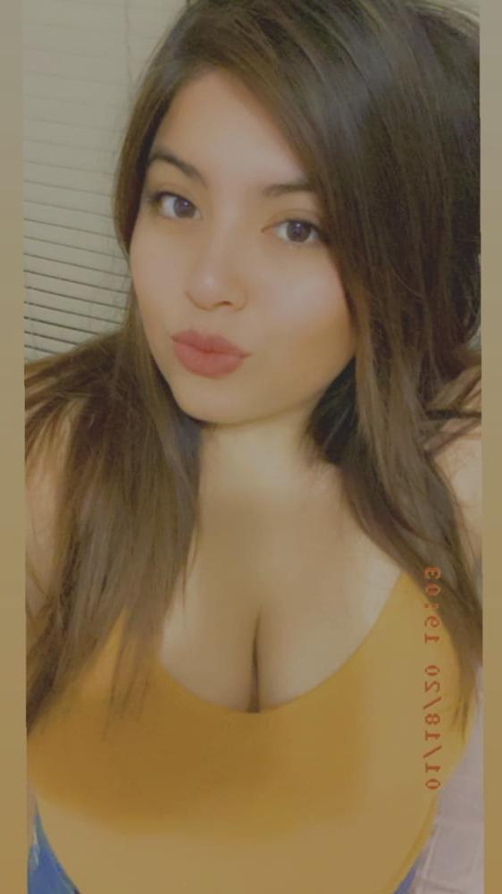 11P Beauty with big boobs