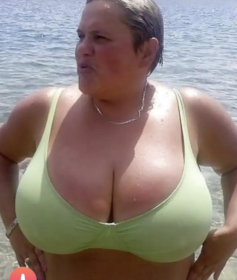 25P Older Woman Compilation