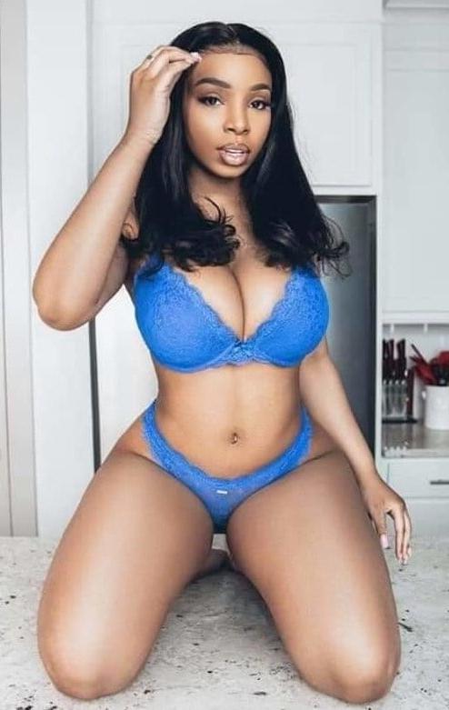 7P Slin n Busty 19