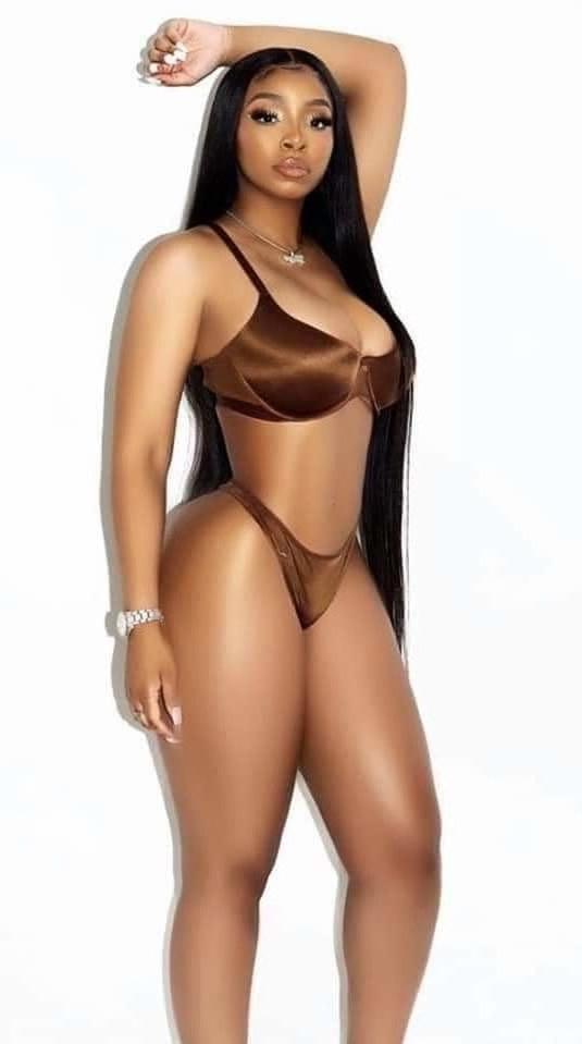 7P Slin n Busty 19