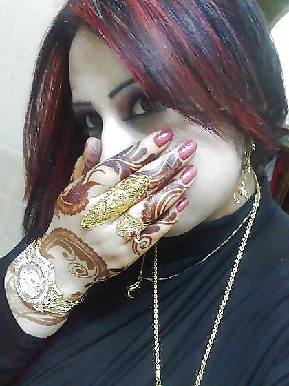 5P Arab higab woman