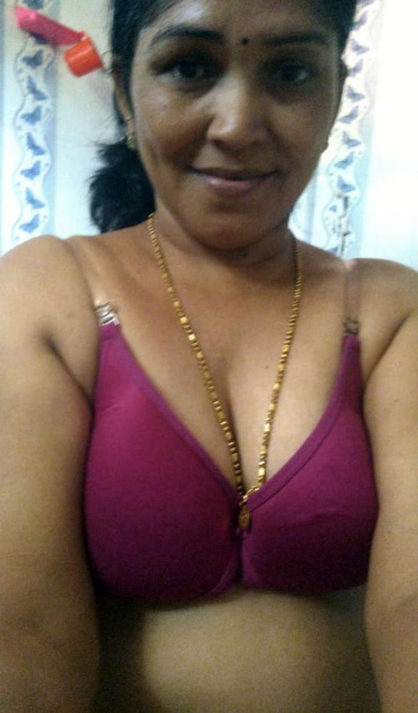 25P Desi Bhabi hot and Nude Selfies for BF