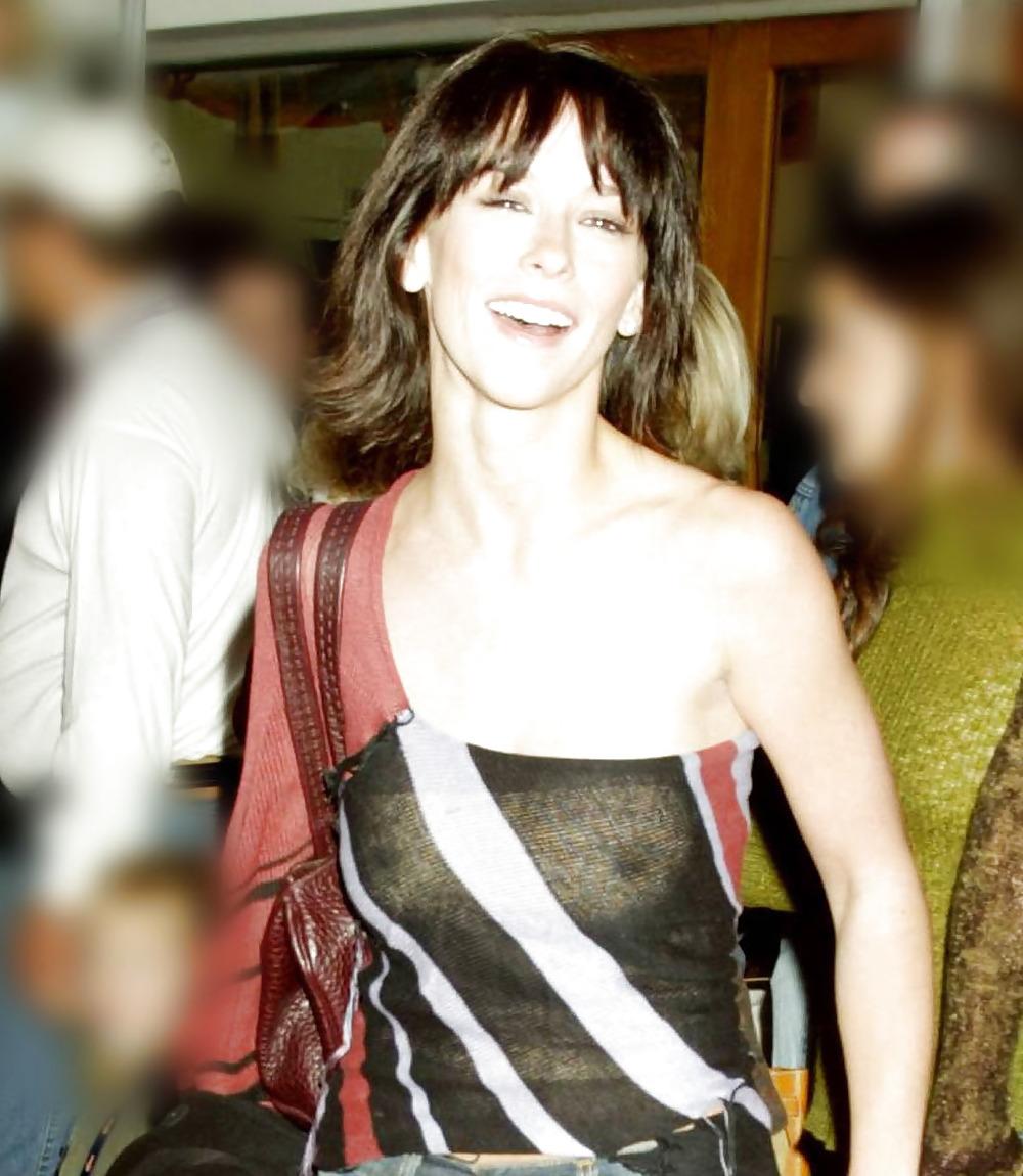 7P Jennifer Love Hewitt See-Thru