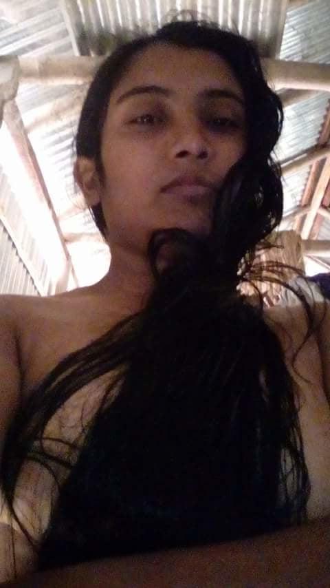 25P Desi Village Girl Self Clicked pic