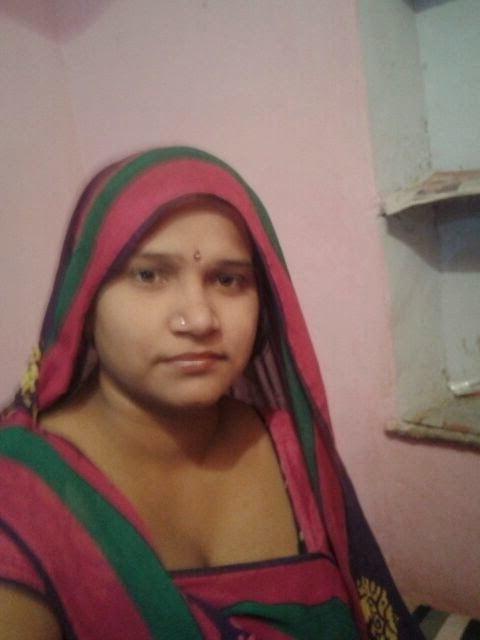 16P Desi Indian village aunt bhabhi