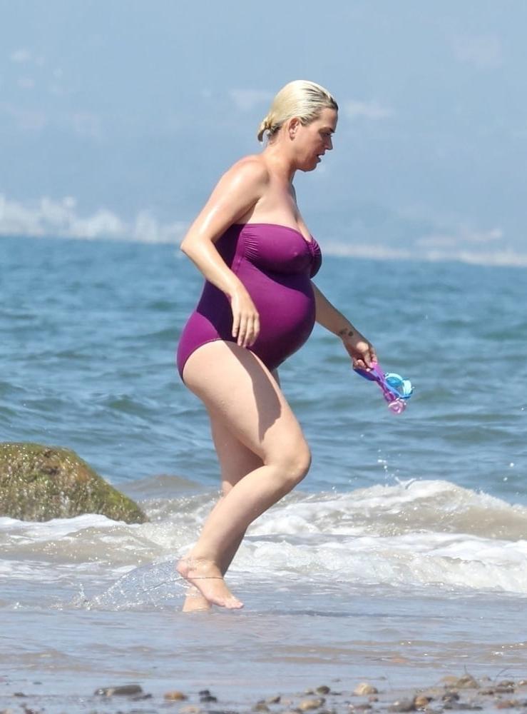 10P Katy Perry Hard Nipples