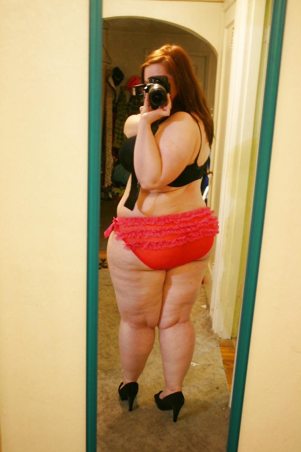 25P BIG BEAUTIFUL WOMEN SHOW OFF