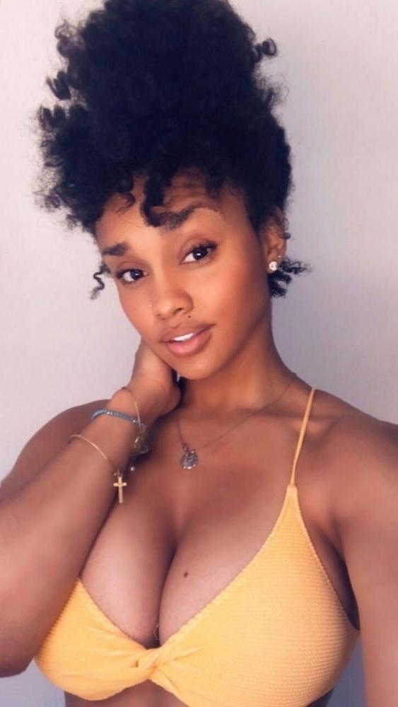 25P Unknown Busty Women 15