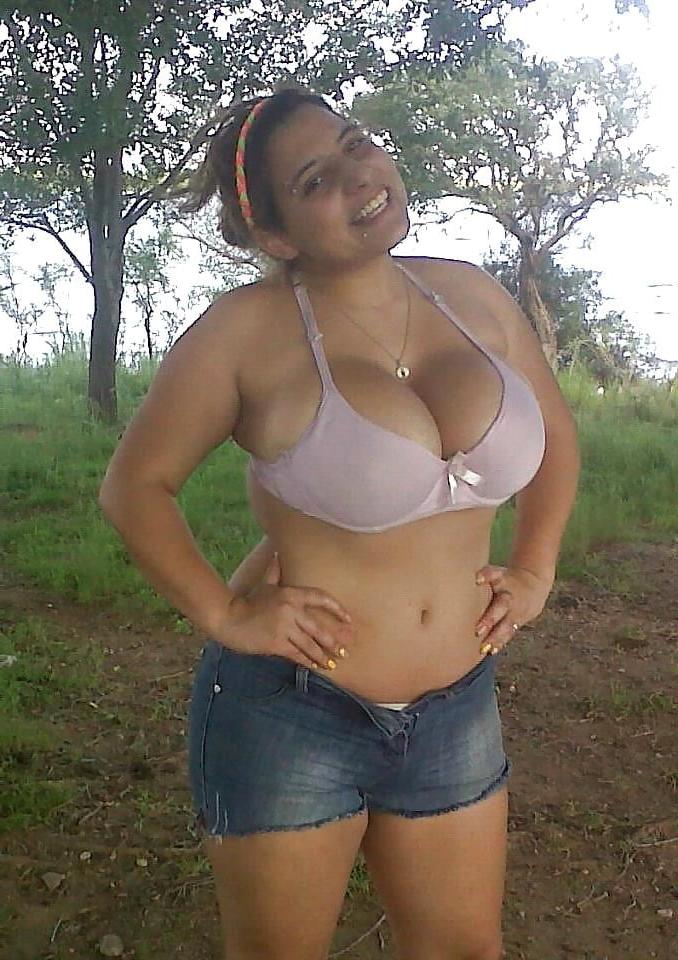 25P Unknown Busty Women 15