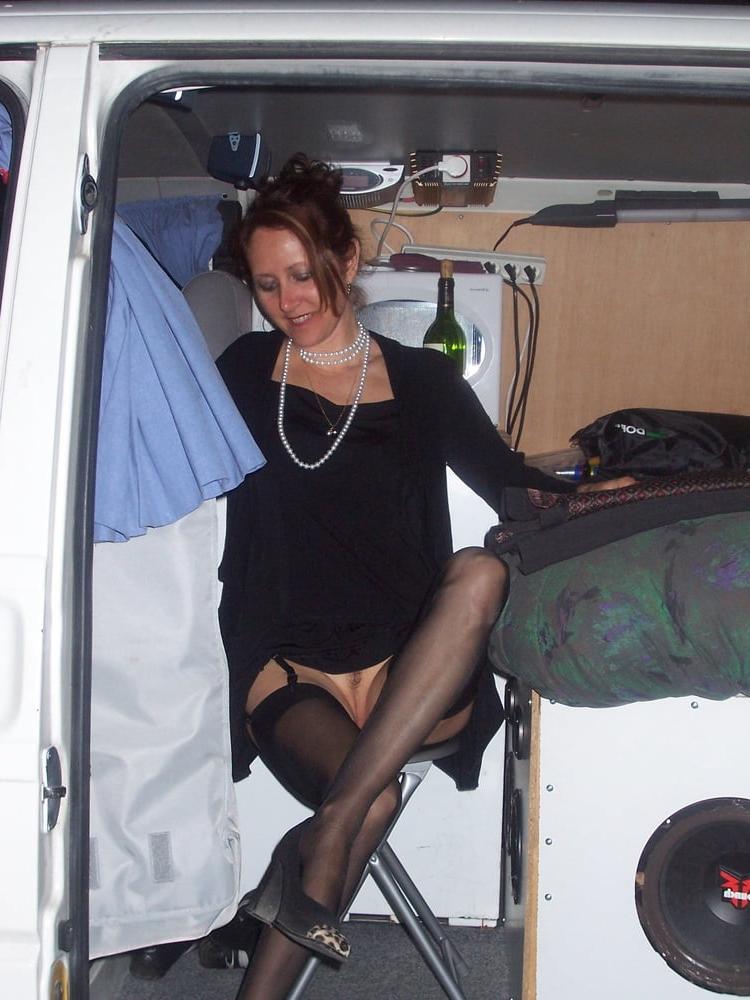 25P This milf will make u hard