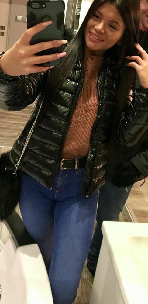 20P Sexy slut that gets me hard