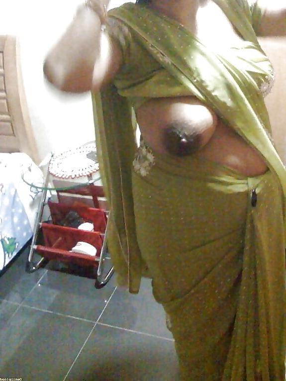 17P Hottest Desi Aunty ever
