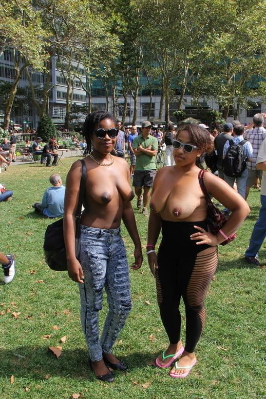 25P naked beauty