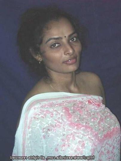 25P Desi Vintage Model Sonia