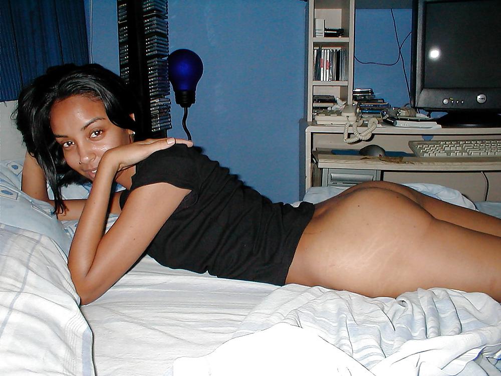 22P Desi Indian Babe
