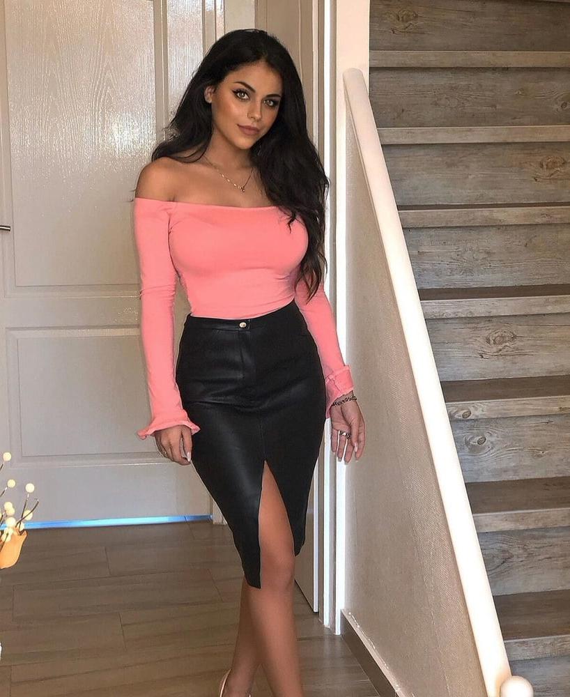 25P Dutch classy beauty Nedda