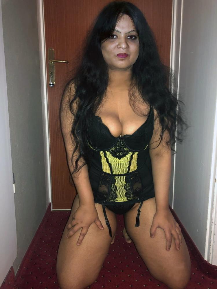 19P Desi Girls
