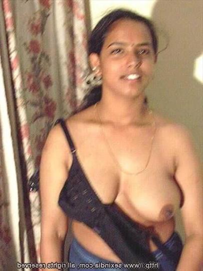 25P Desi Vintage Model Ramya