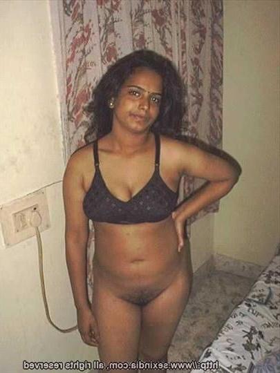 25P Desi Vintage Model Ramya
