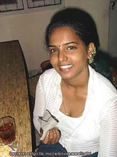 25P Desi Vintage Model Ramya