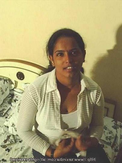 25P Desi Vintage Model Ramya
