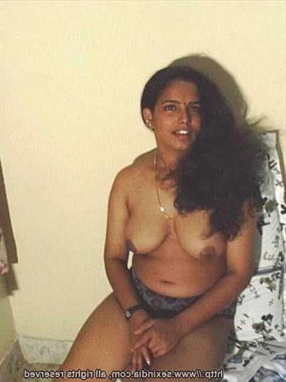 25P Desi Vintage Model Ramya