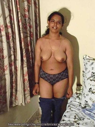 25P Desi Vintage Model Ramya