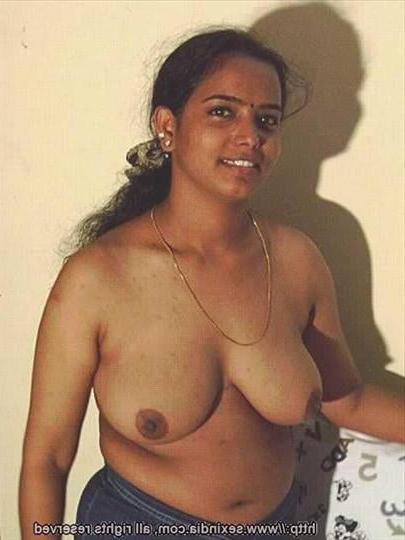 25P Desi Vintage Model Ramya