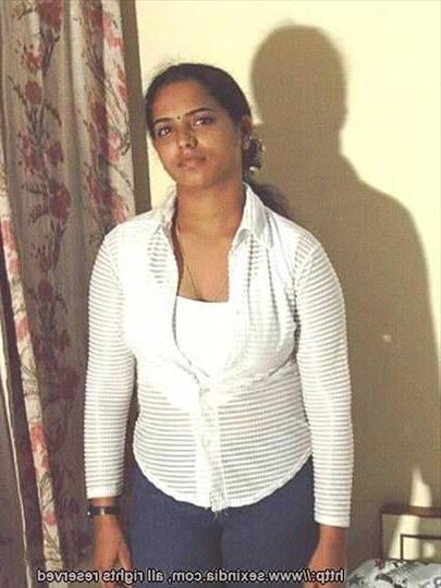 25P Desi Vintage Model Ramya
