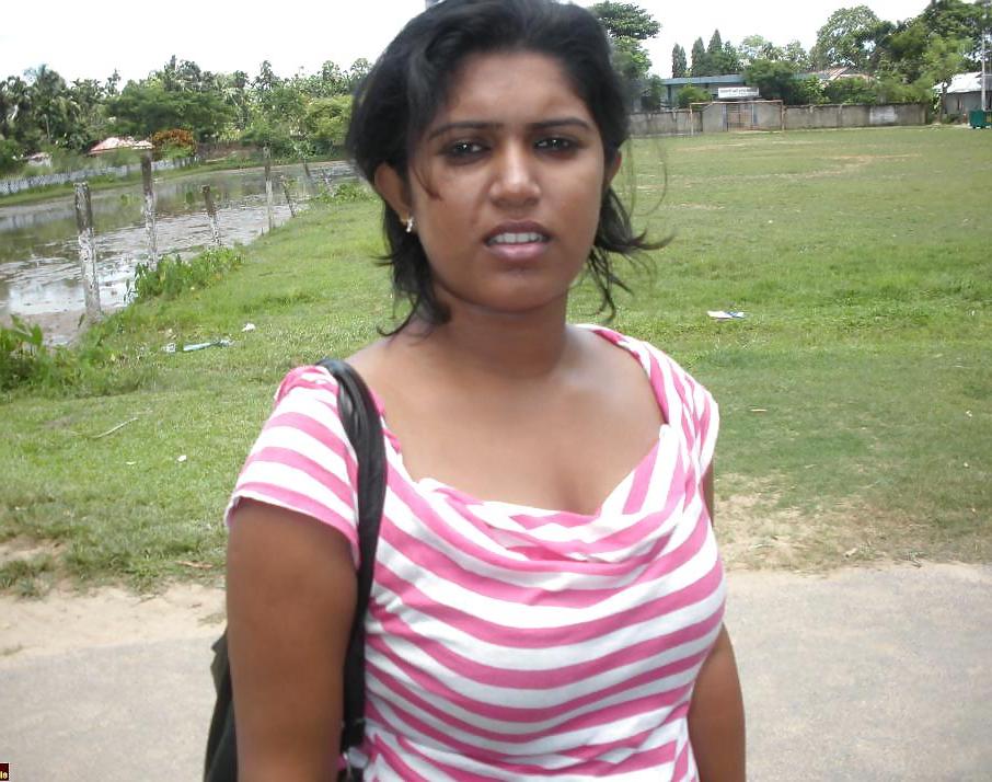24P Desi Indian Babe