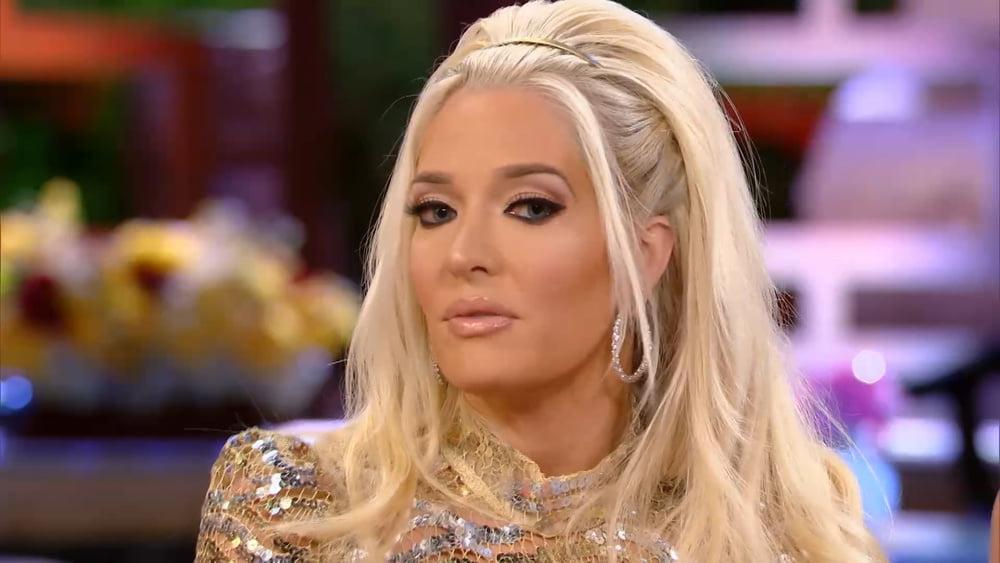25P Erika Girardi RHOBH - Yes or No? If Yes, bareback or condom?