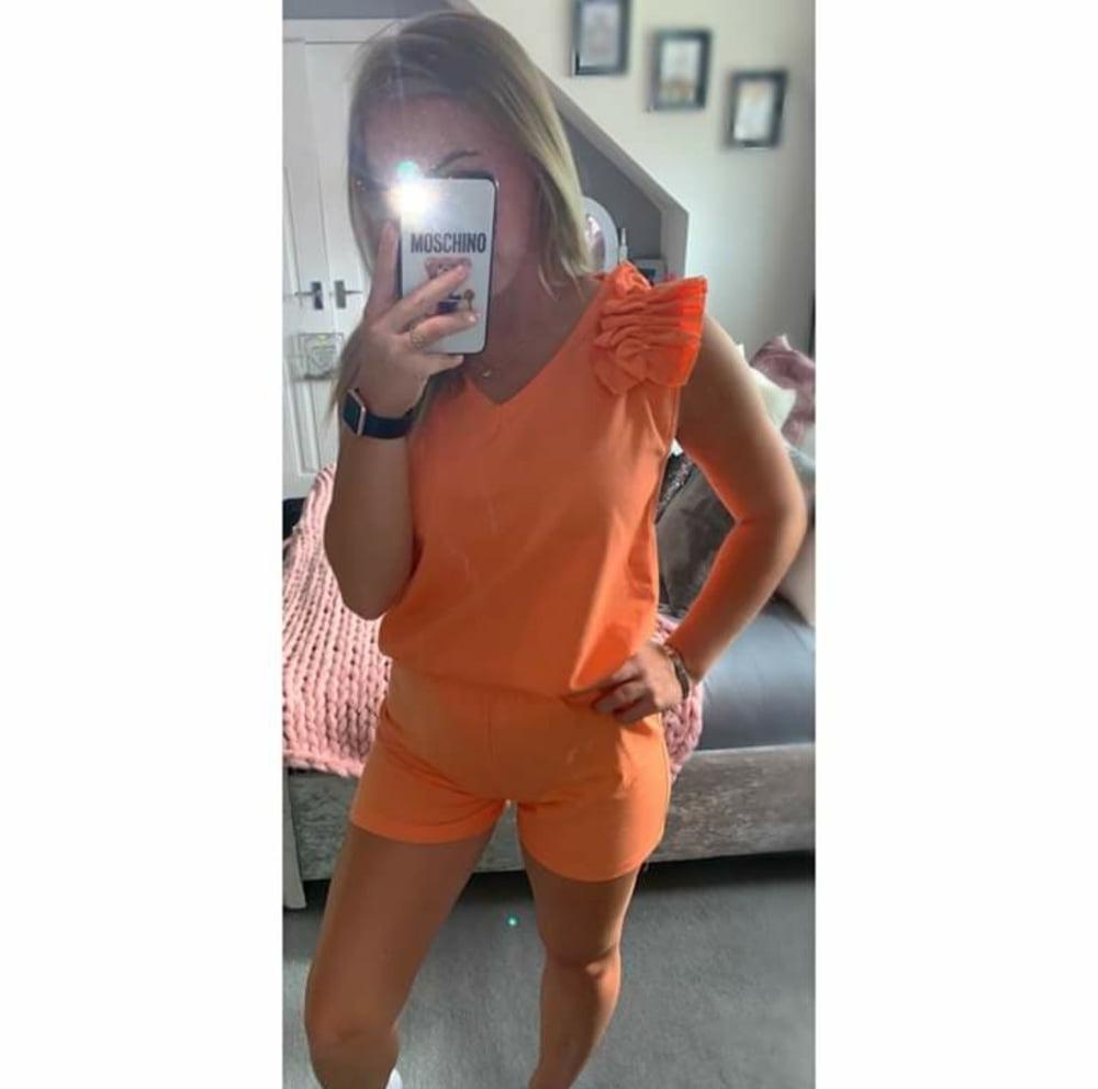25P Pictures that make my cock hard 108