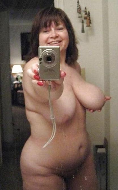 25P BUSTY AMATEURS -1 (SG)