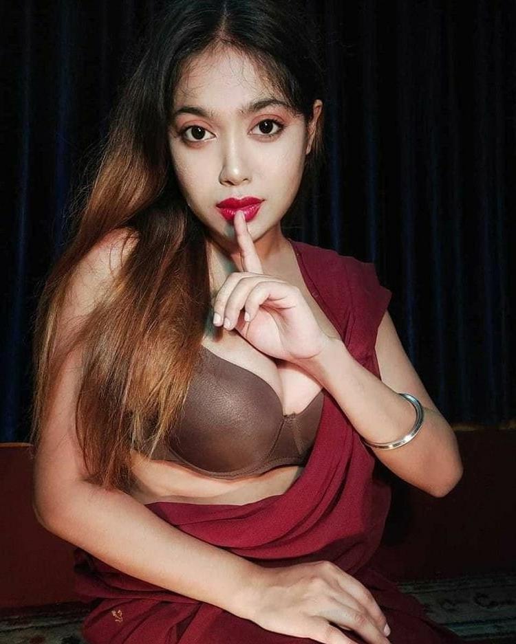 18P Desi Sluts