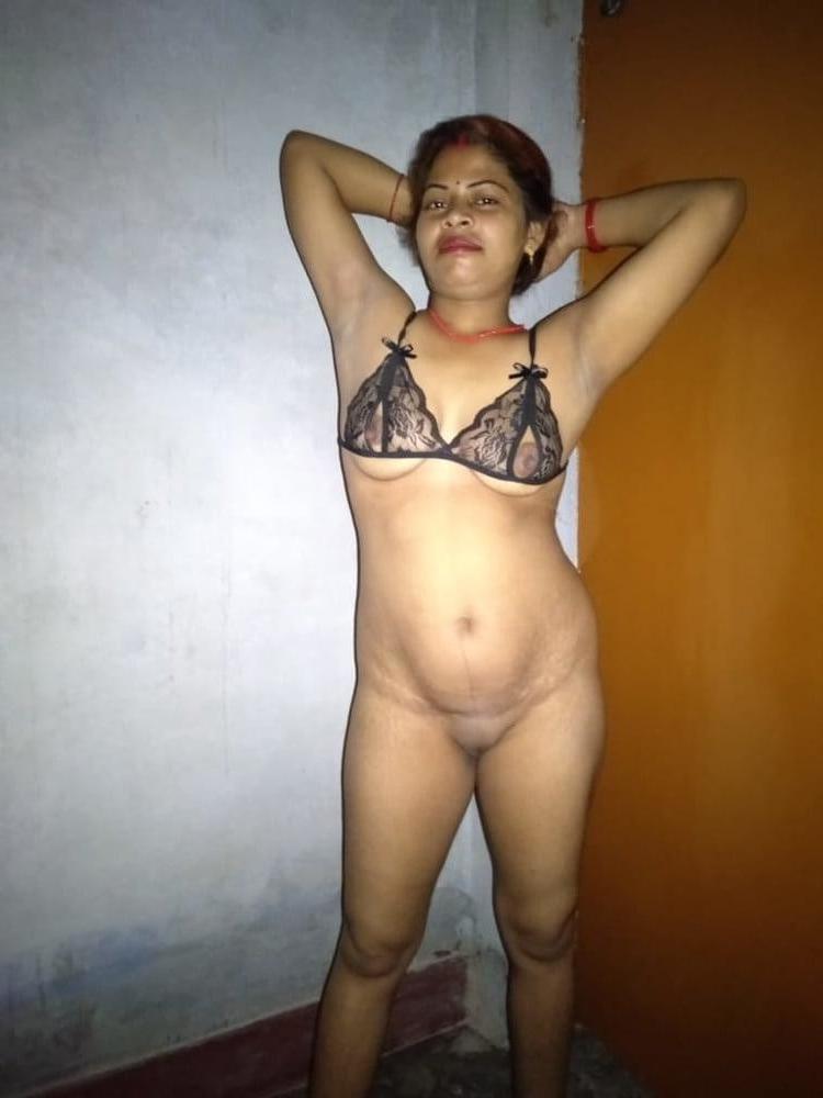 15P desi village bhabhi nude