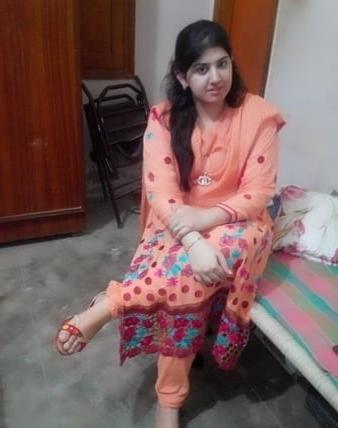 25P desi paki bhabhi selfie